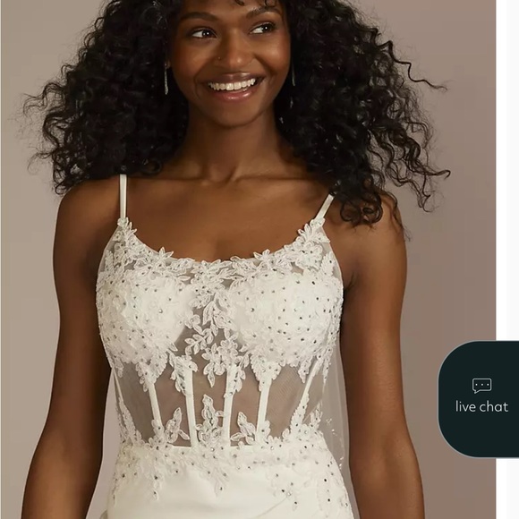 Elegant White Lace Evening Gown - Picture 3 of 5